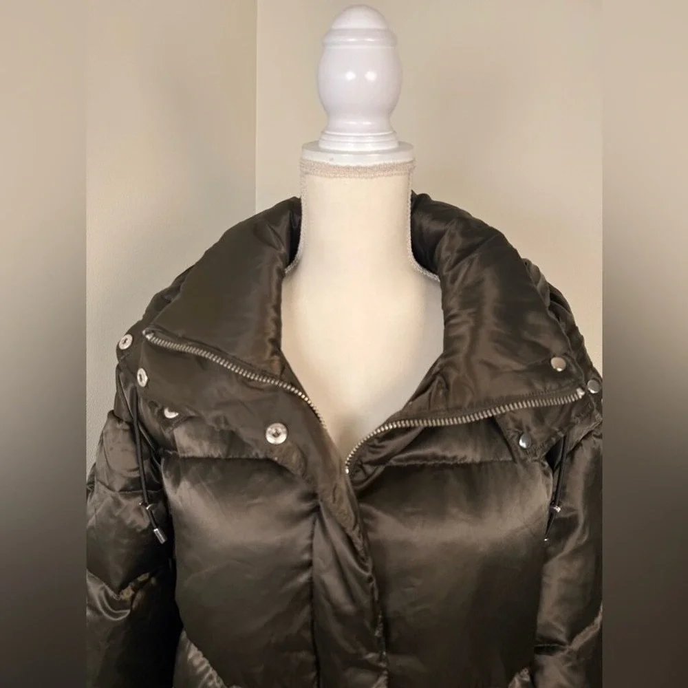 Vince Camuto Women's Olive Down Fill Puffer‎ Style R1291 Size Large NWT
